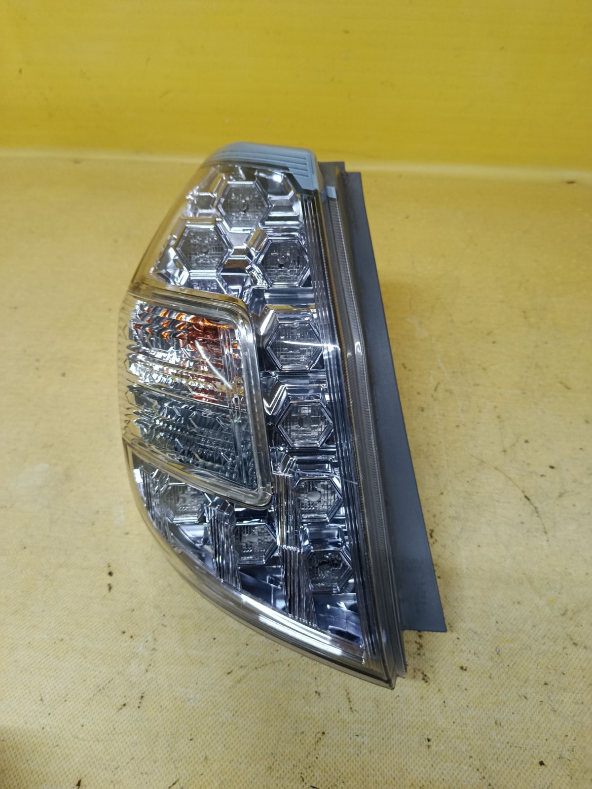 Стоп W0020 W0020 на Honda Fit Shuttle Hybrid GP2 Фото 2