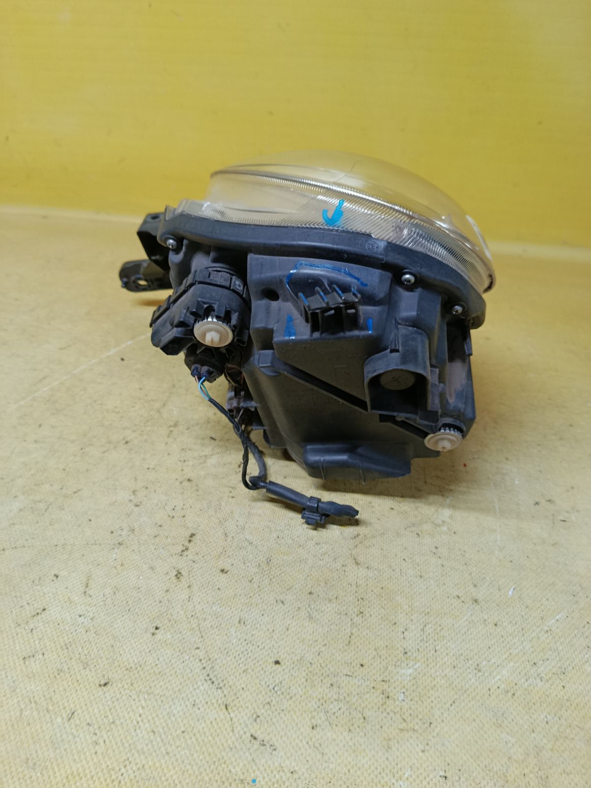 Фара 100-69020 100-69020 на Daihatsu Cast LA250A Фото 4