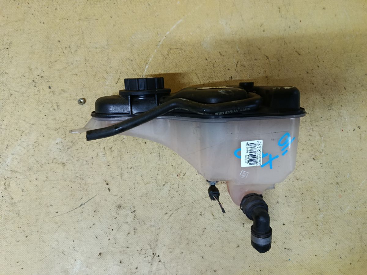 Бачок расширительный 2W938A080AJ на Jaguar Xf X250 AJ30 Фото 1