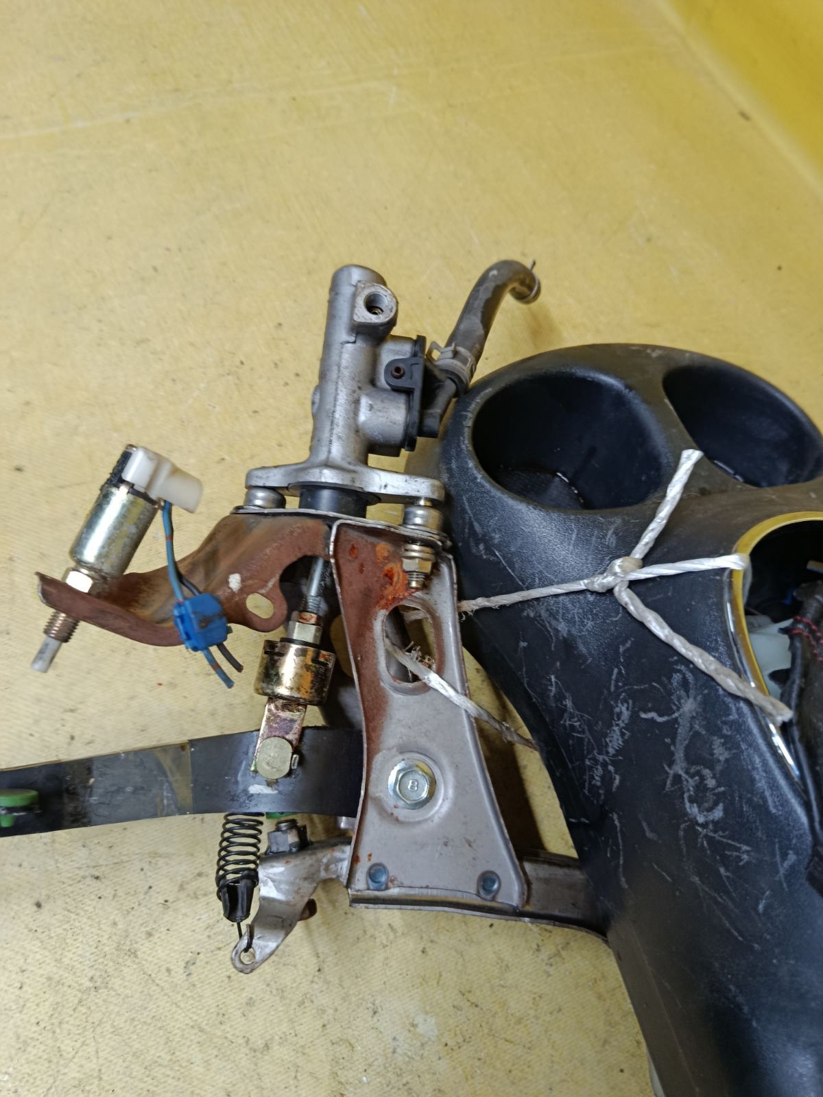 Ручка КПП на Toyota Vitz NCP13 1NZ-FE Фото 2