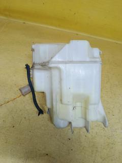 Бачок омывателя на Toyota Vanguard ACA33W Фото 2