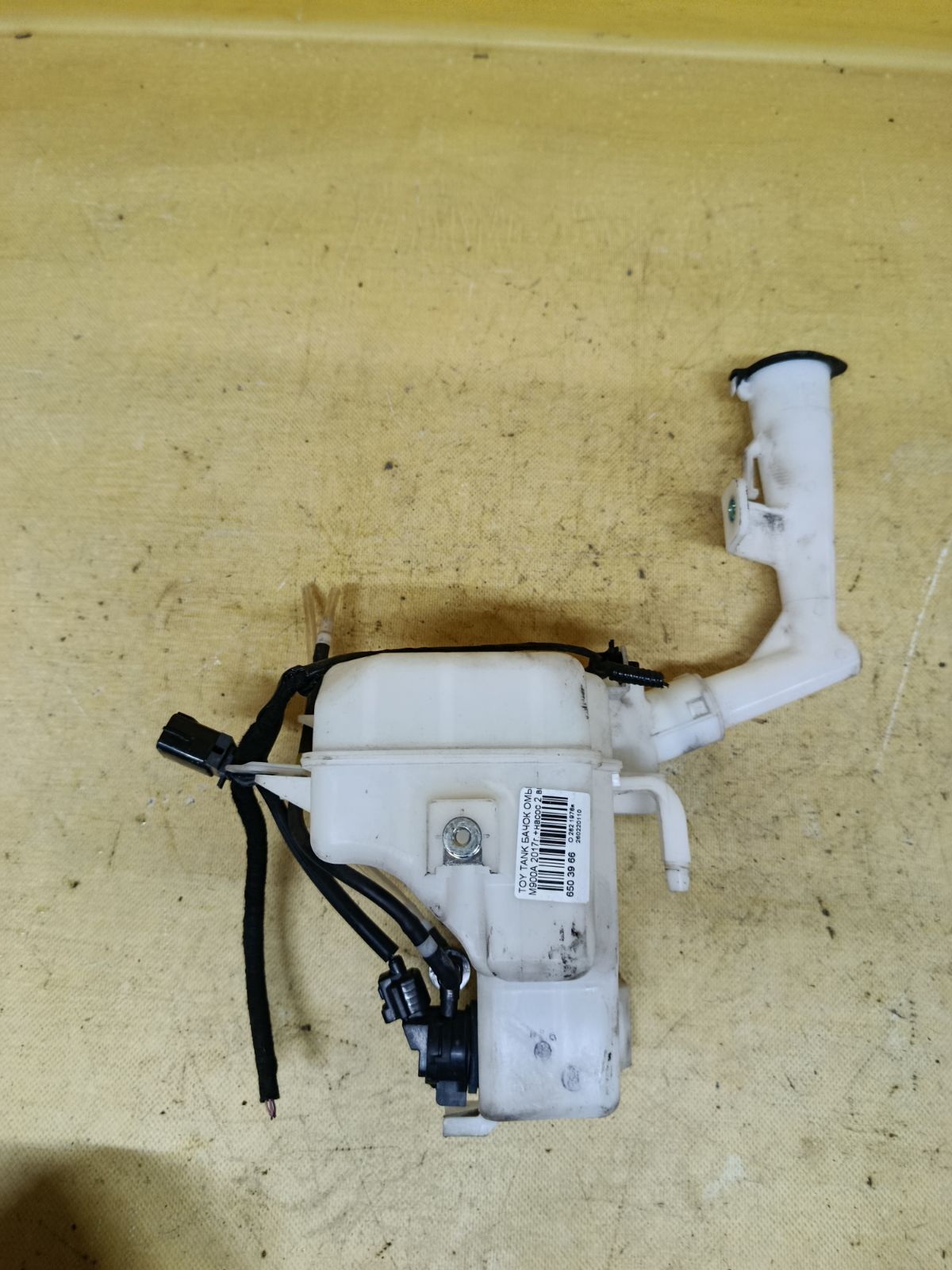 Бачок омывателя на Toyota Tank M900A Фото 1