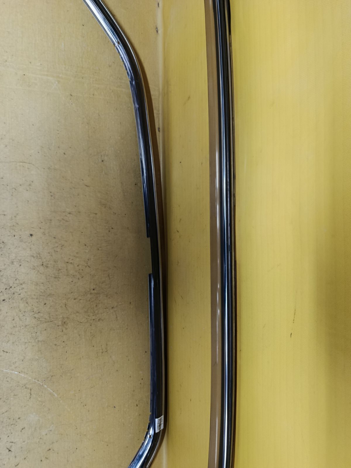 Ветровик на Toyota Crown JZS153 Фото 4