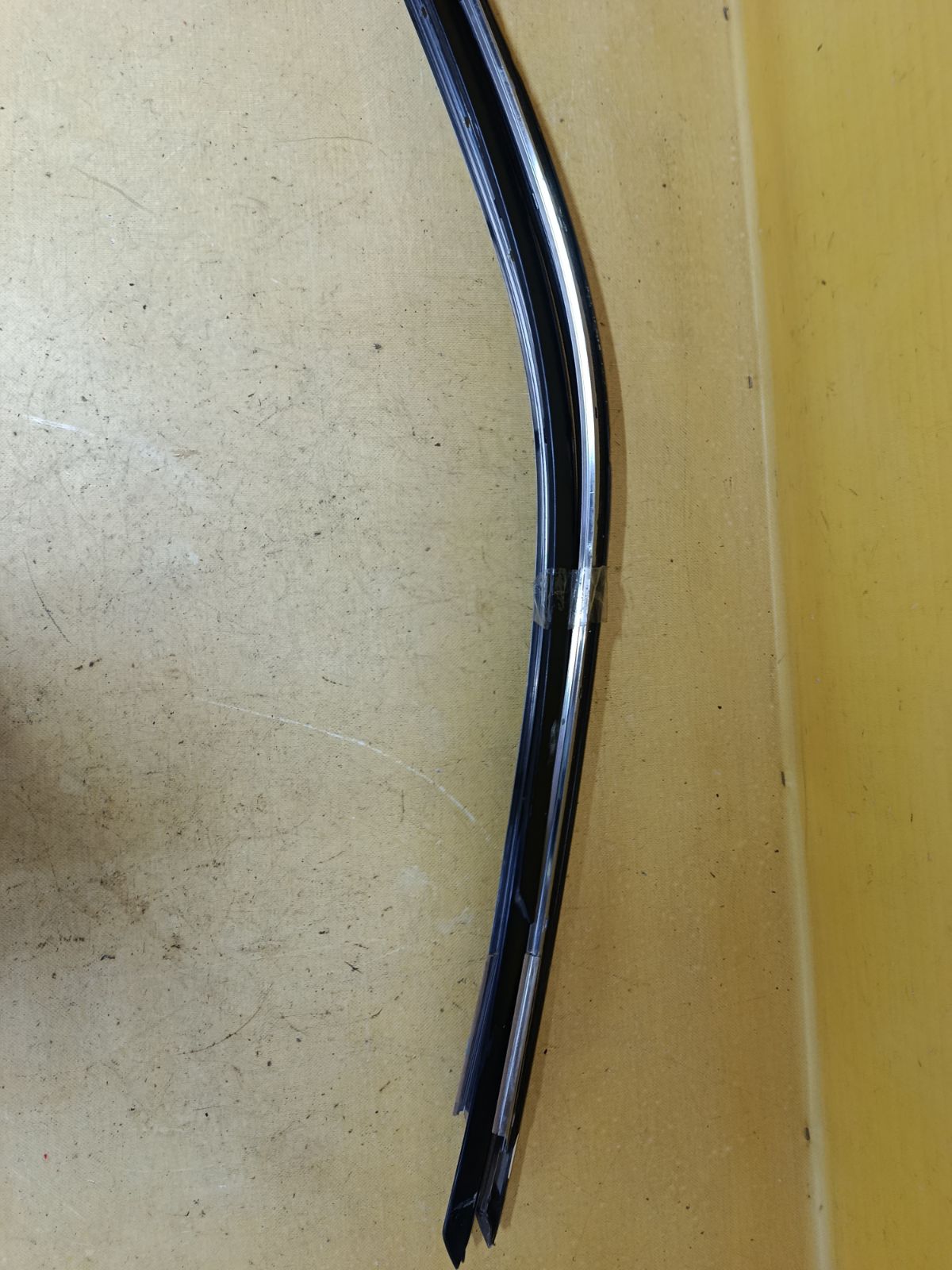 Ветровик на Subaru Legacy Wagon BP5 Фото 6