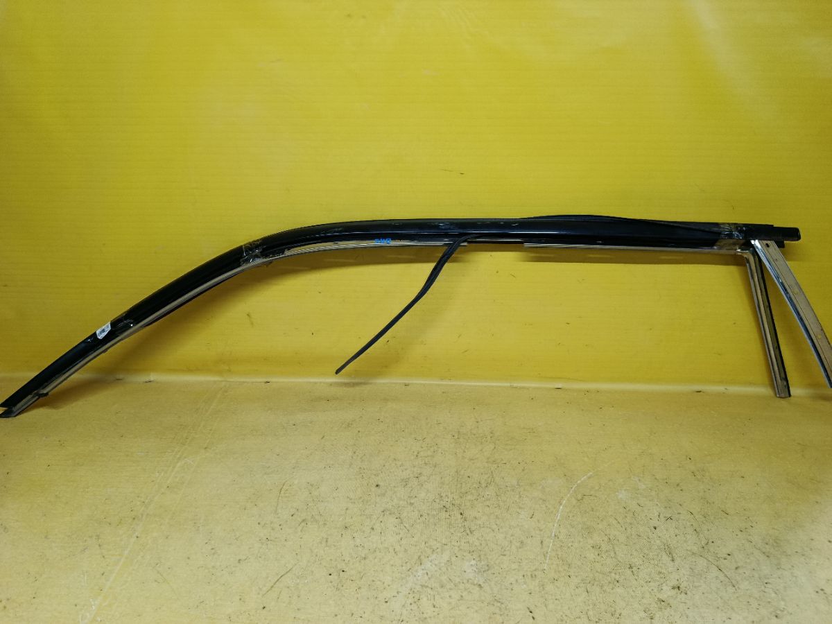 Ветровик на Subaru Legacy Wagon BH5 Фото 1