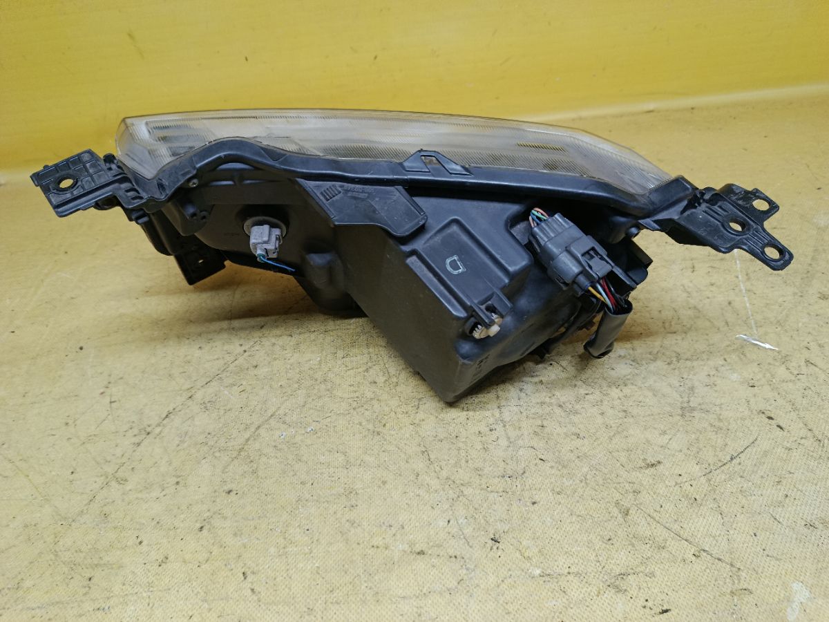 Фара 100-59349 100-59349 на Suzuki Ignis FF21S Фото 4