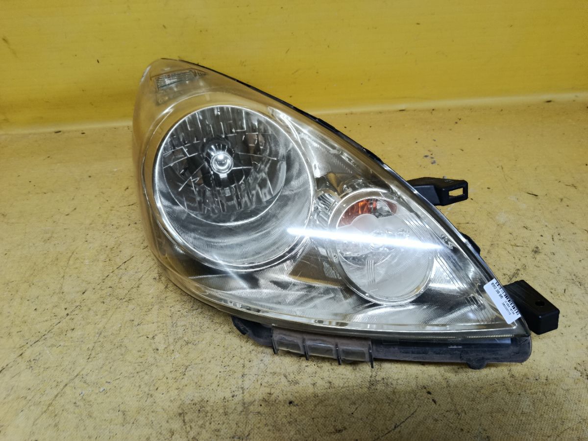 Фара H005 H005 на Nissan Note E11 Фото 1