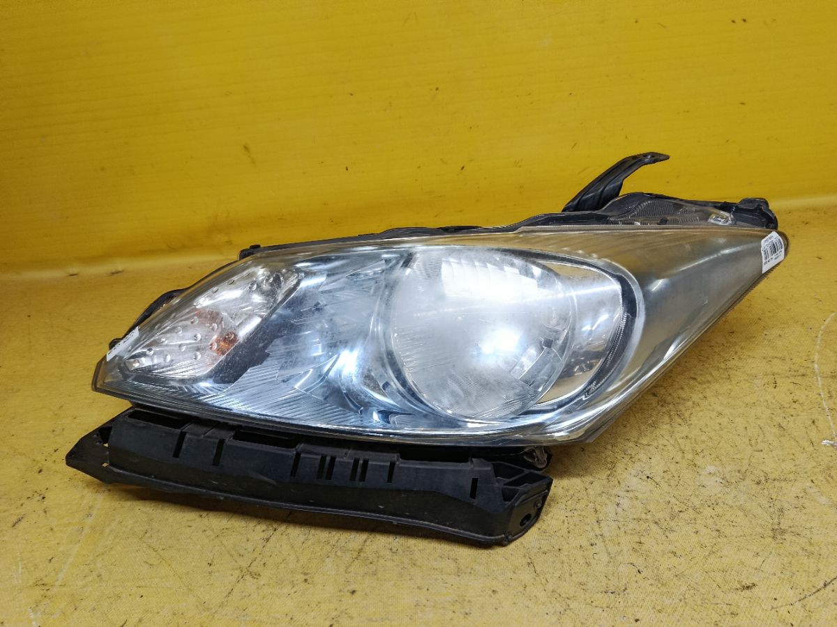 Фара 100-62053 100-62053 на Honda Freed Hybrid GP3 Фото 1