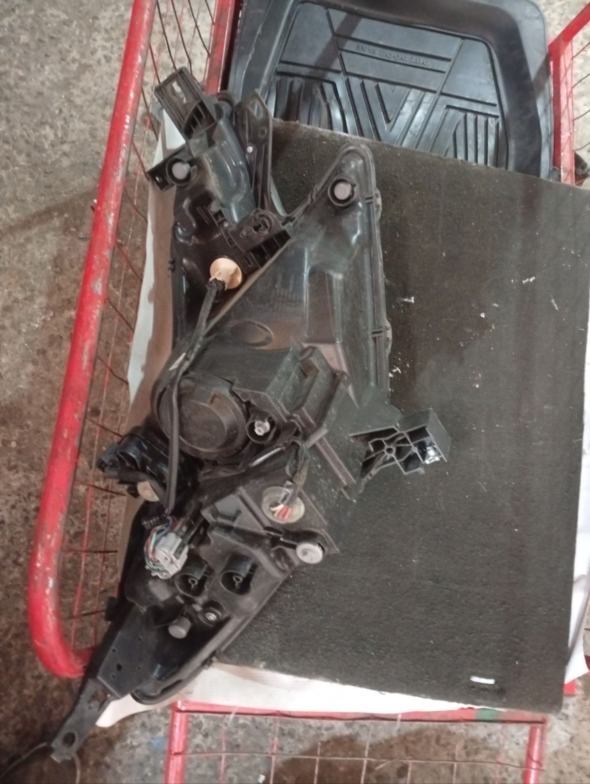 Фара 1895 1895,26060-5VA0A на Nissan Note E12 Фото 8