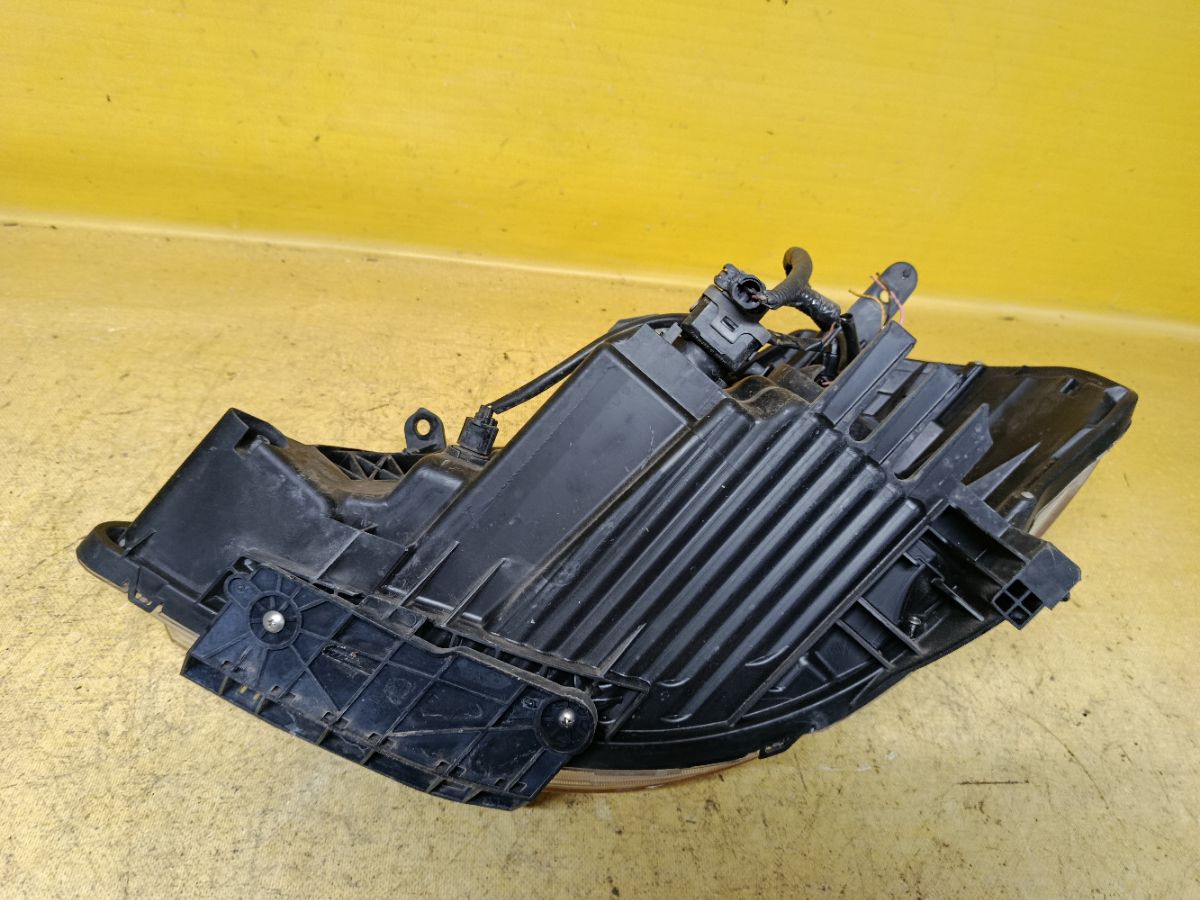 Фара P7779 P7779 на Nissan Tiida C11 Фото 5