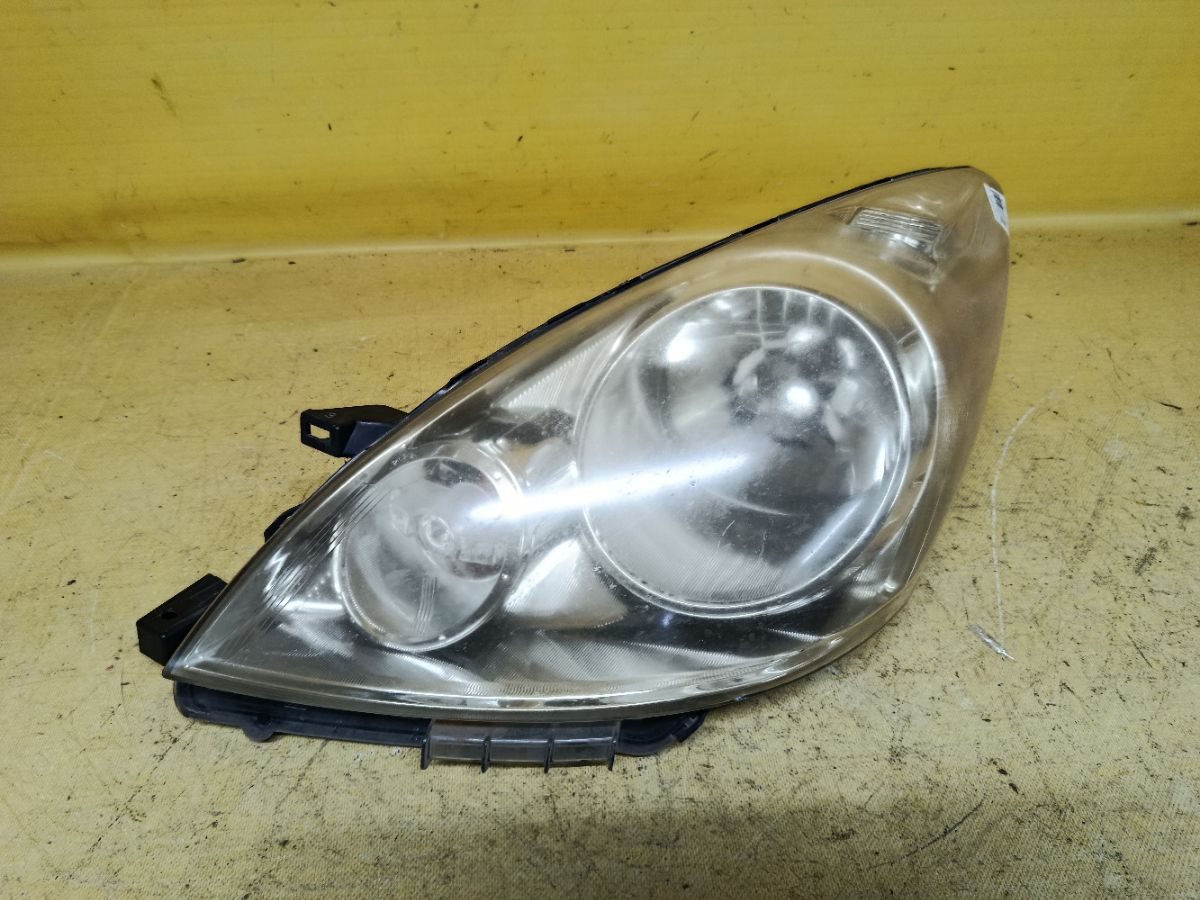 Фара H005 H005 на Nissan Note E11 Фото 1