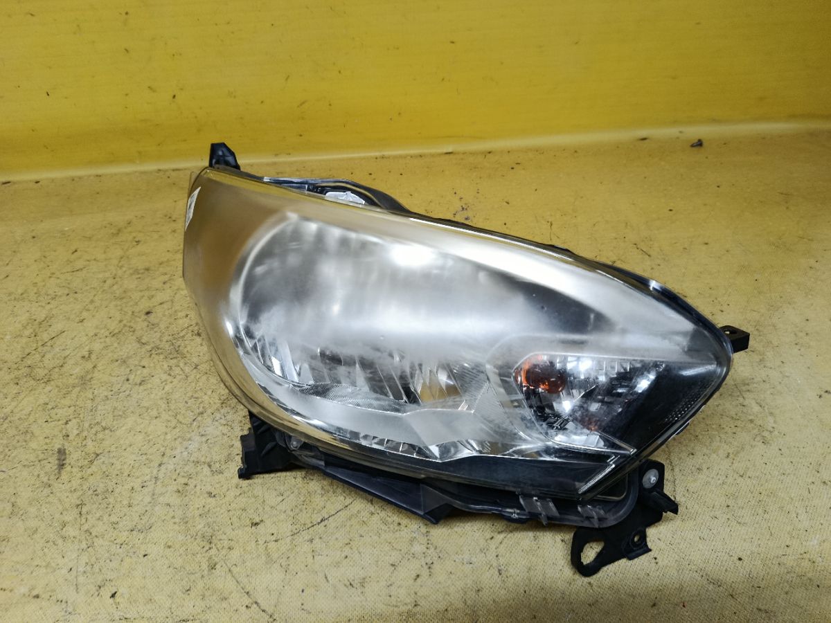 Фара 100-67052 100-67052 на Nissan Dayz Roox B21A Фото 1