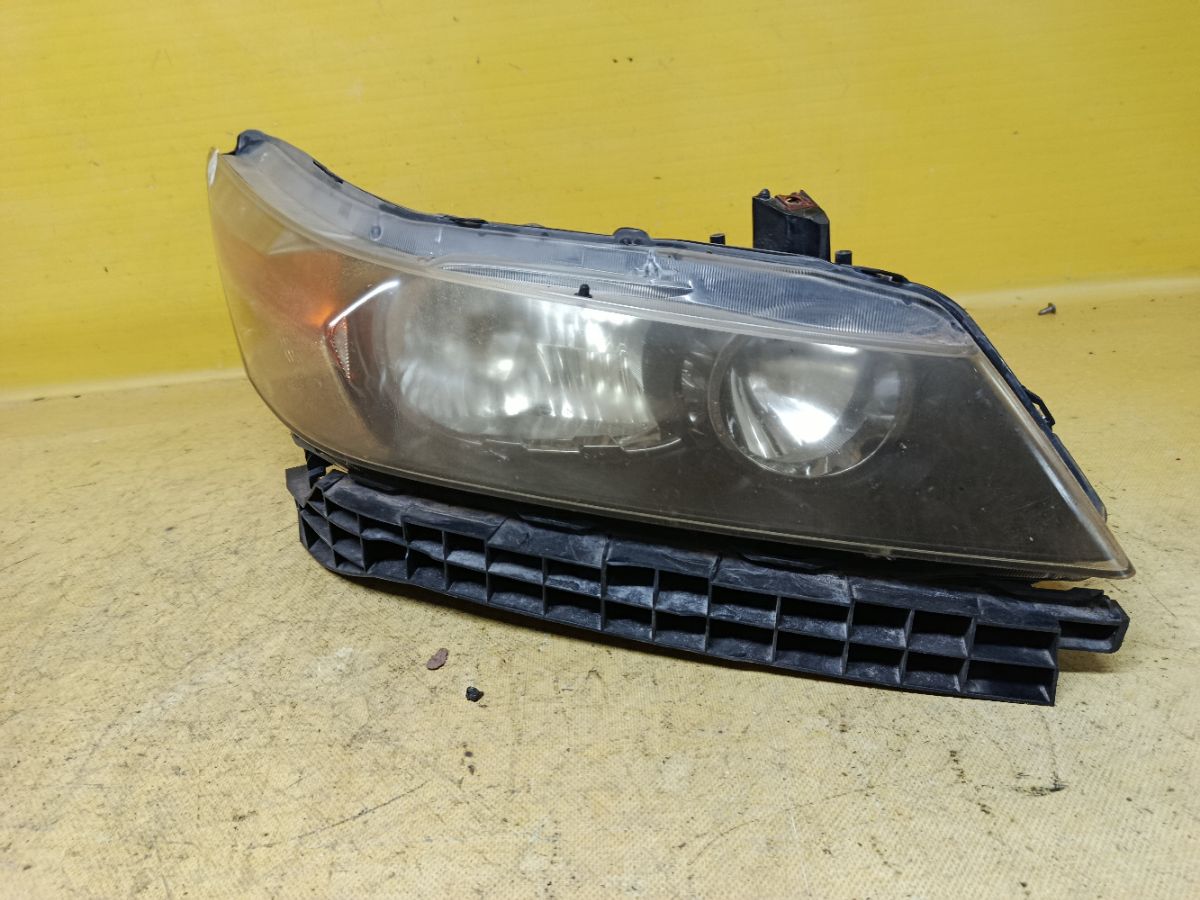 Фара 100-22652 100-22652 на Honda Stream RN6 Фото 1