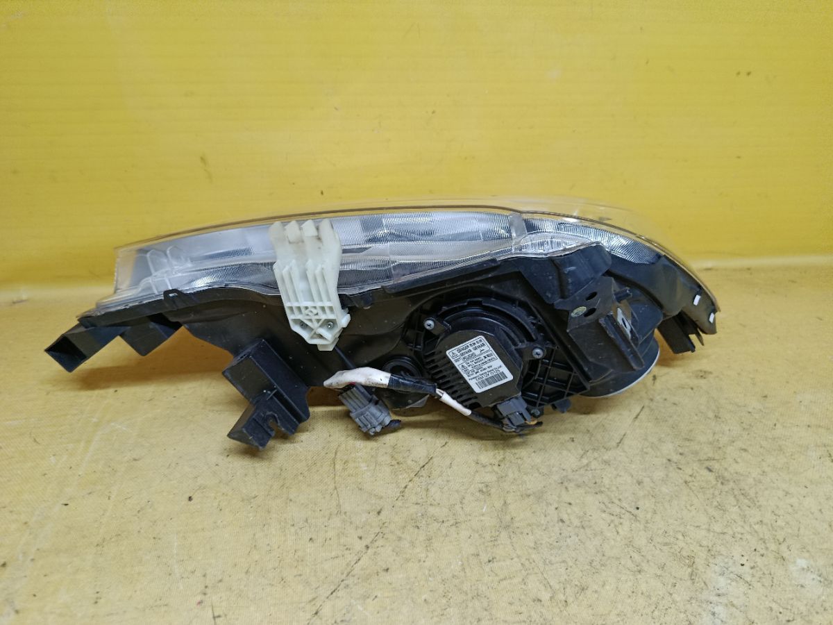 Фара 100-23097 100-23097 на Nissan Serena C26 Фото 4