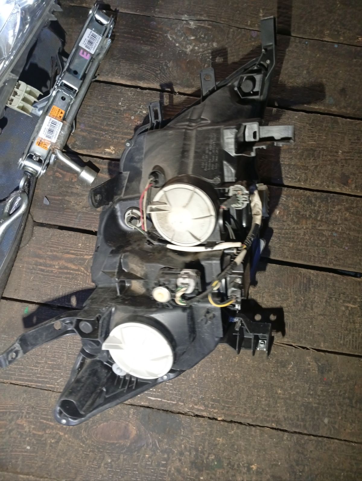 Фара 100-23097 100-23097 на Nissan Serena C26 Фото 12