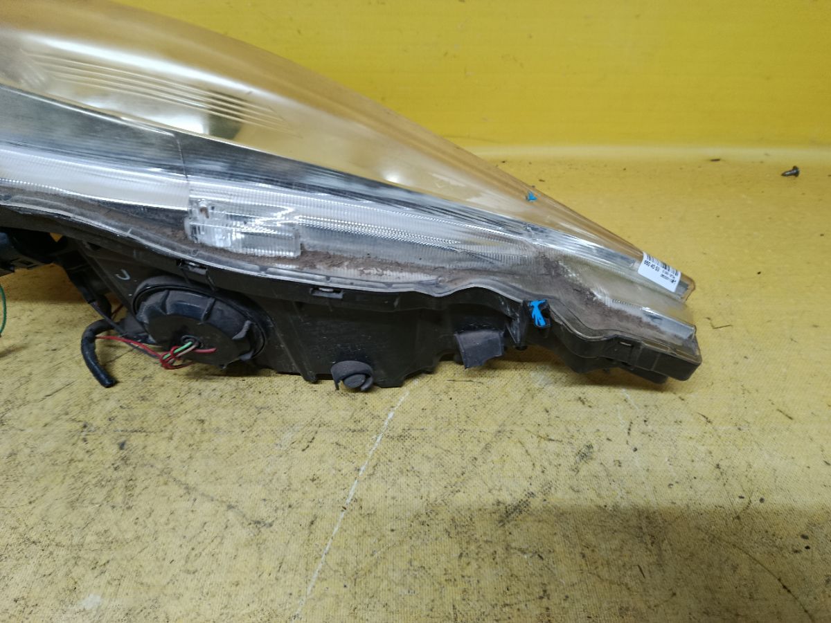 Фара 1862 1862 на Nissan Leaf AZE0 Фото 7