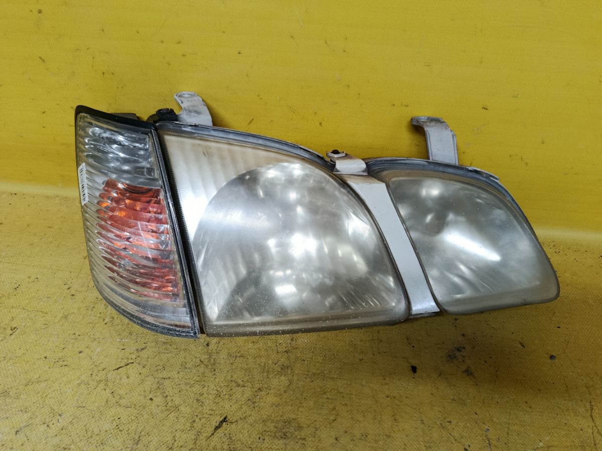 Фара 44-13 44-13 на Toyota Gaia SXM10G Фото 1