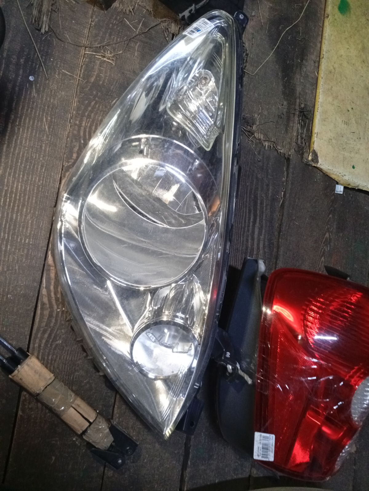 Фара H005 H005 на Nissan Note E11 Фото 8