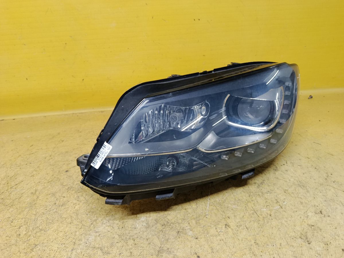 Фара 1T2941751E, 8K0941597C, 4G0907697A, 1T0941329A на Volkswagen Touran 1T Фото 1