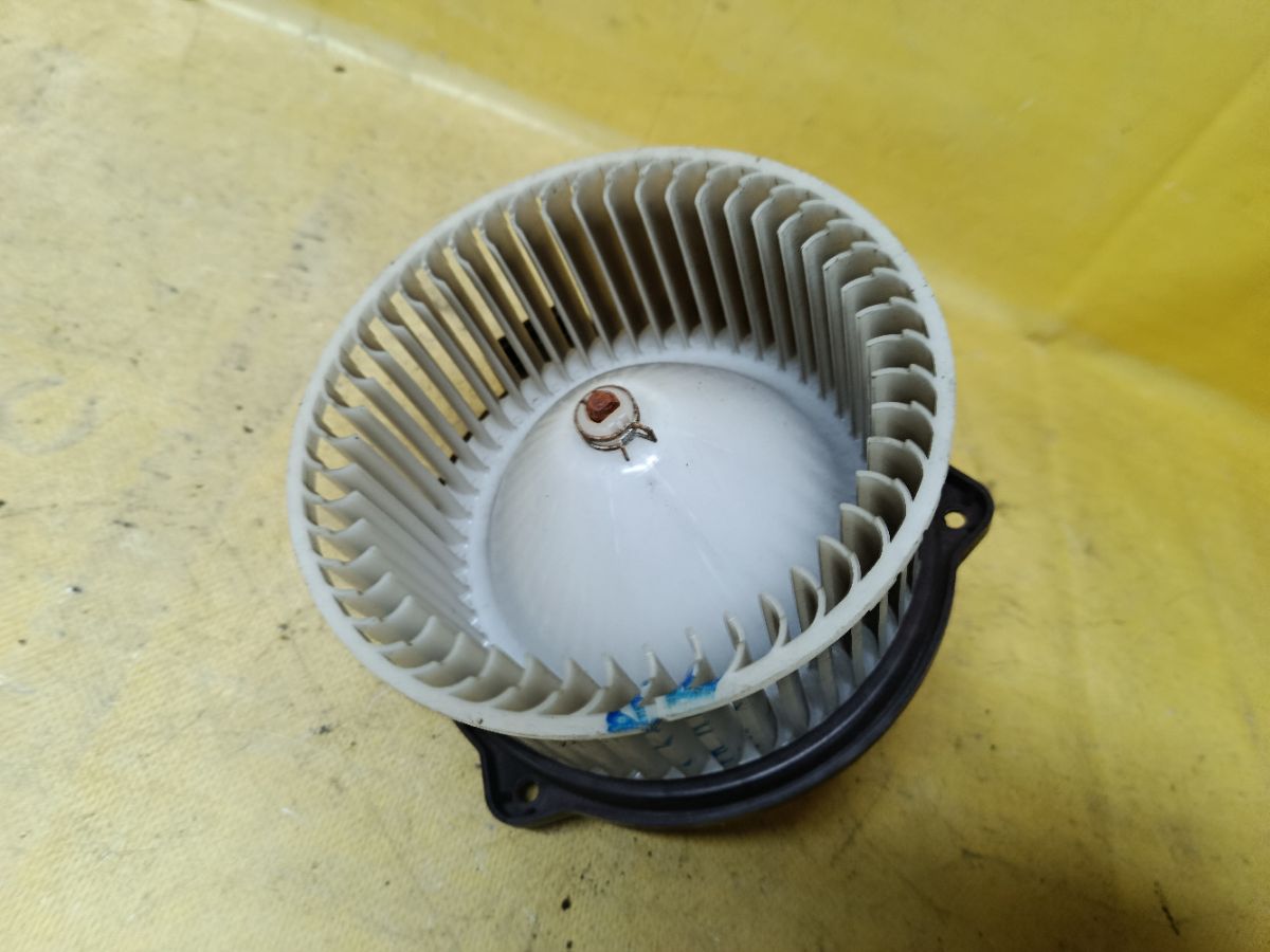 Мотор печки на Mazda Cx-5 KE2FW Фото 2