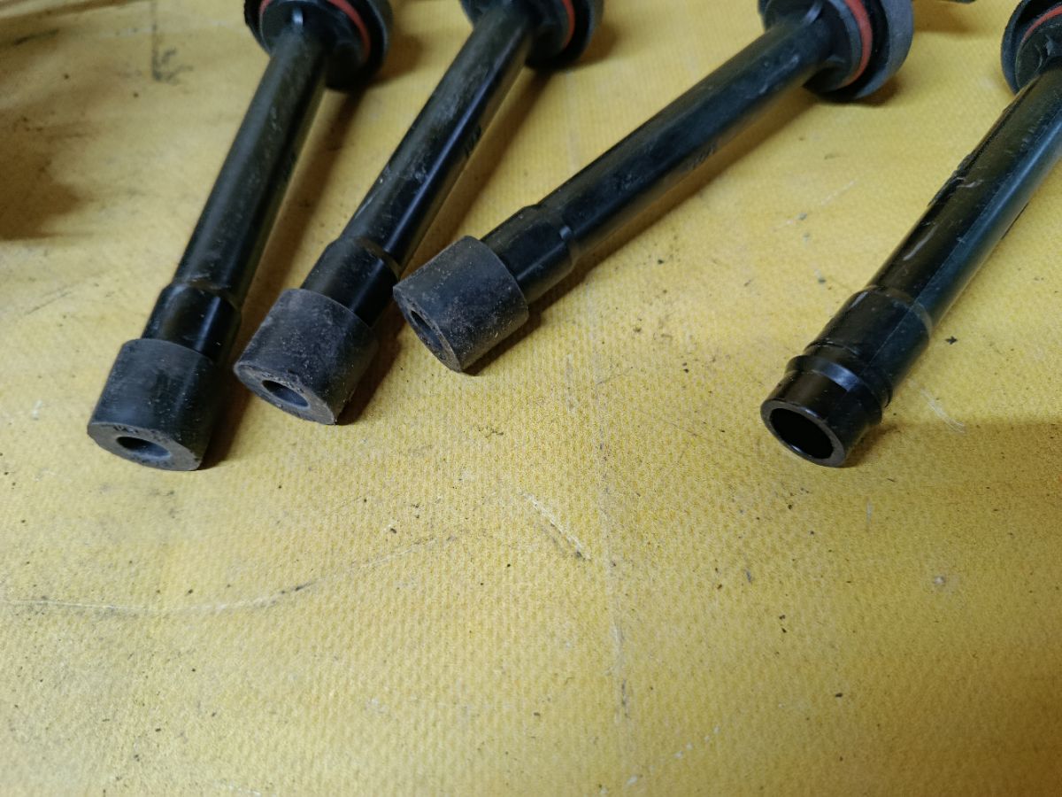 Трамблер 22100-72B00 на Nissan Cube Z10 CG13DE Фото 4