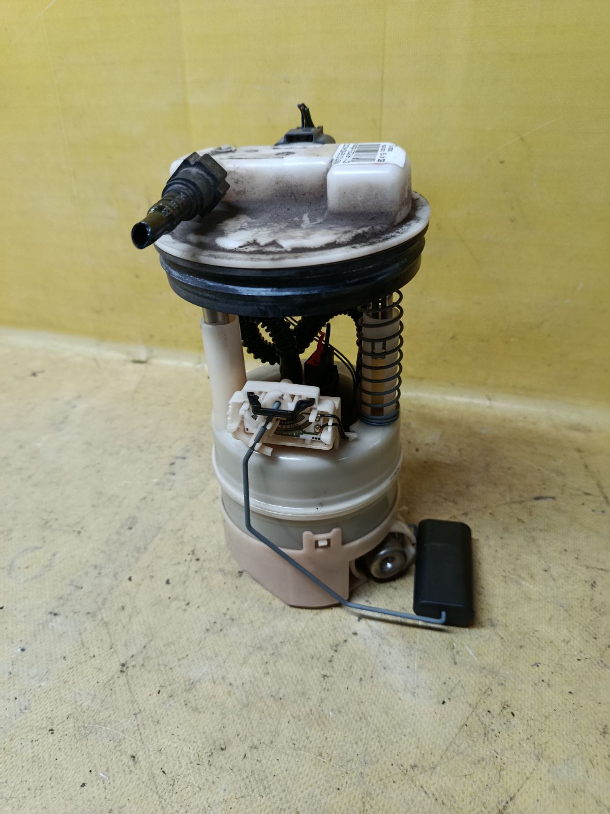 Бензонасос на Nissan Tiida Latio SC11 HR15DE Фото 2