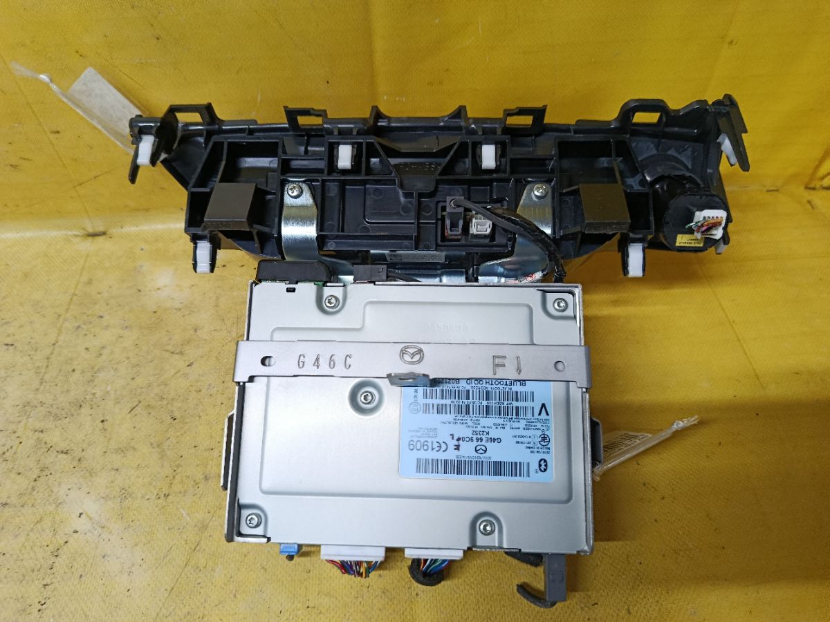 Дисплей информационный G46E669C0, GML8611J0A, GKL663S0A на Mazda Atenza Wagon GJ2FW Фото 5