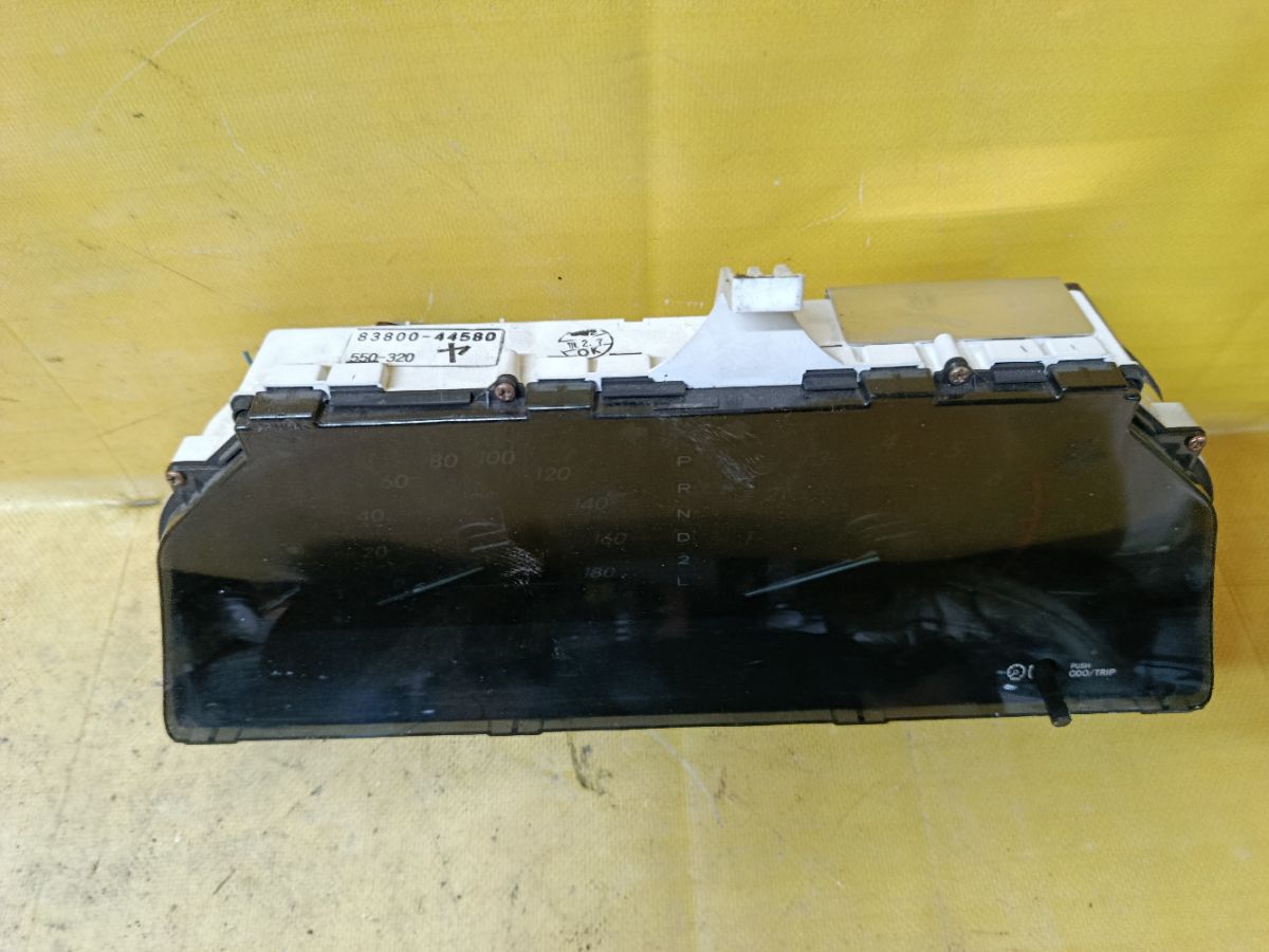 Спидометр 83800-44580 на Toyota Gaia SXM10G 3S-FE Фото 3