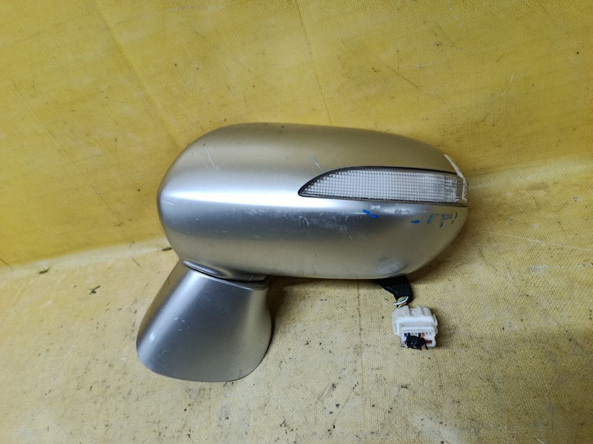 Зеркало двери боковой на Honda Stream RN6 Фото 1