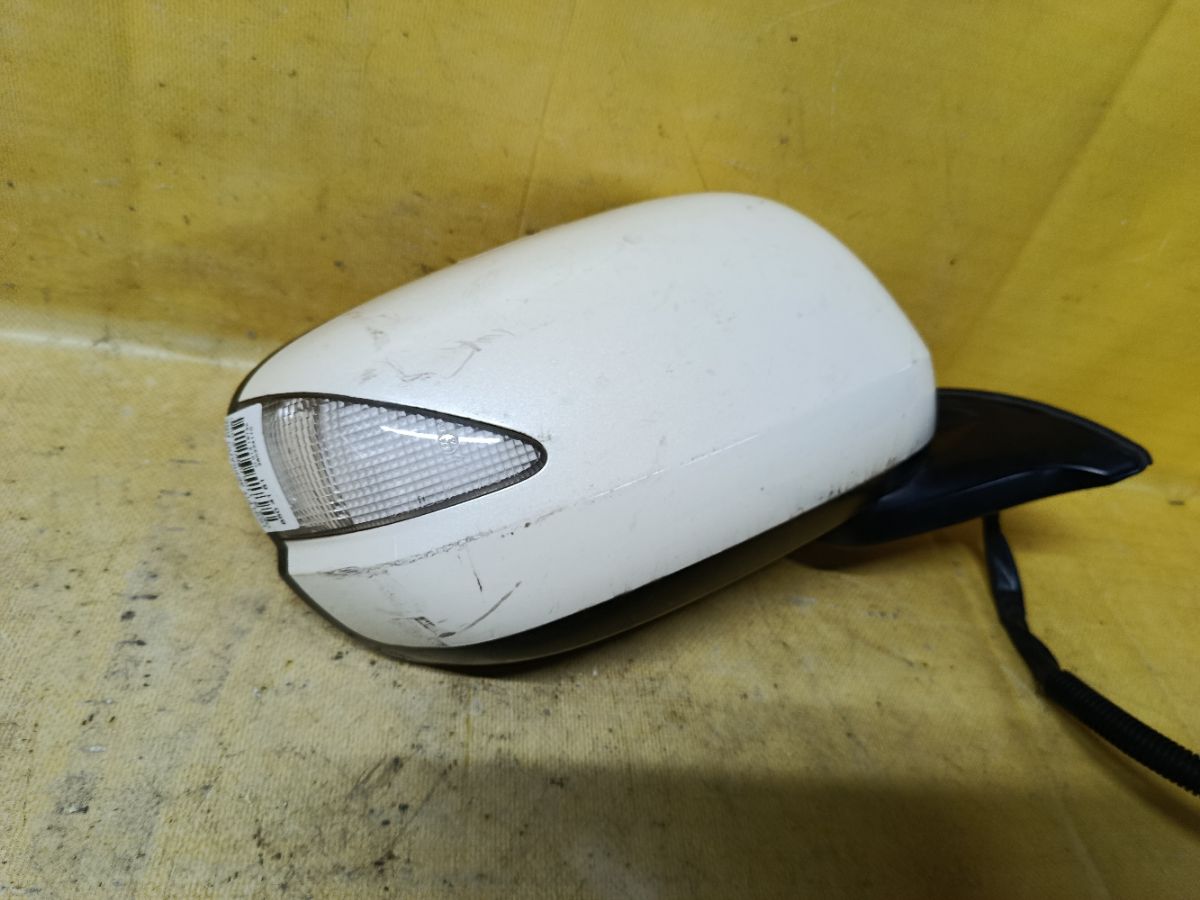 Зеркало двери боковой на Honda Fit Shuttle Hybrid GP2 Фото 1