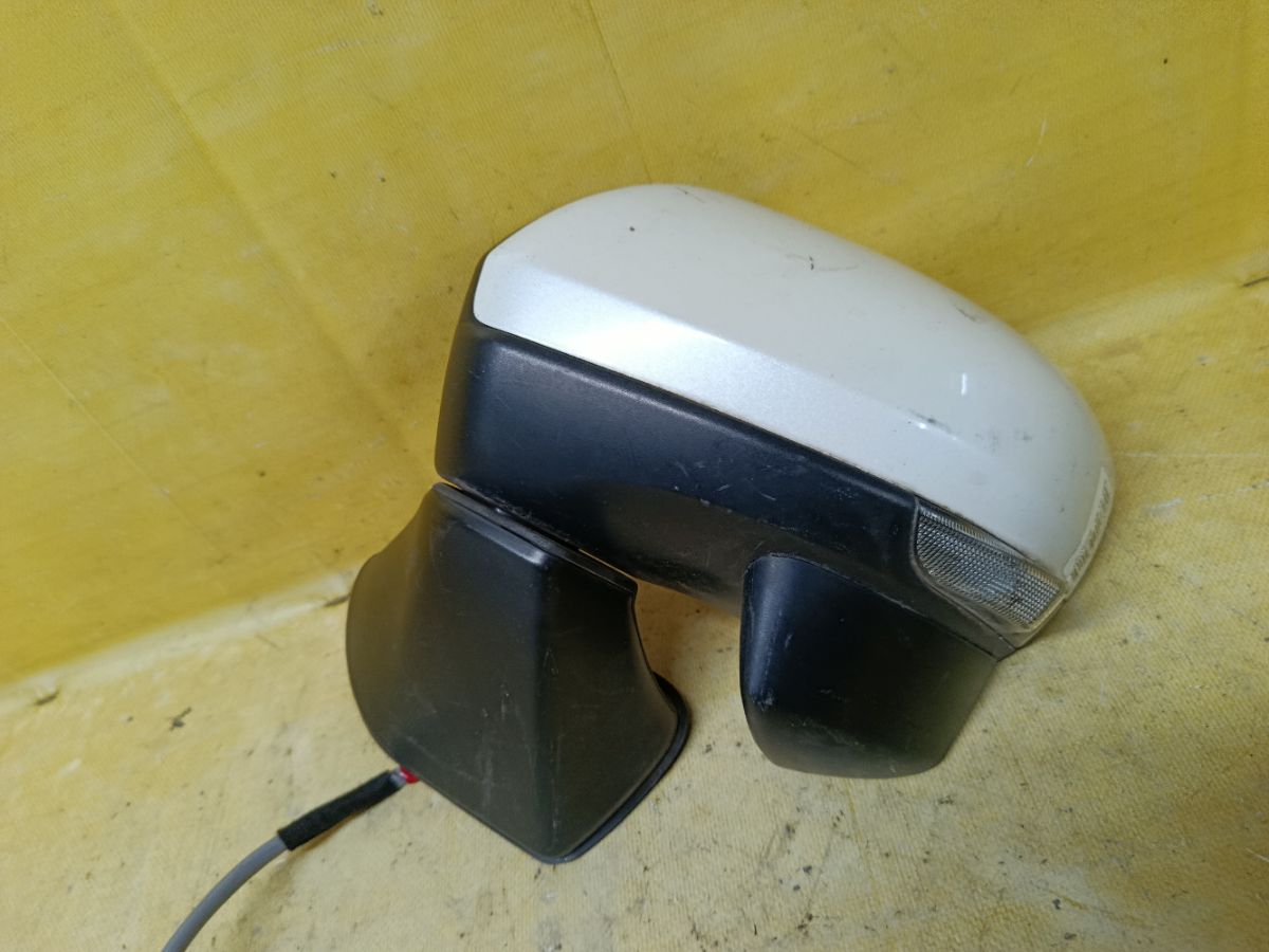 Зеркало двери боковой на Toyota Roomy M900A Фото 1