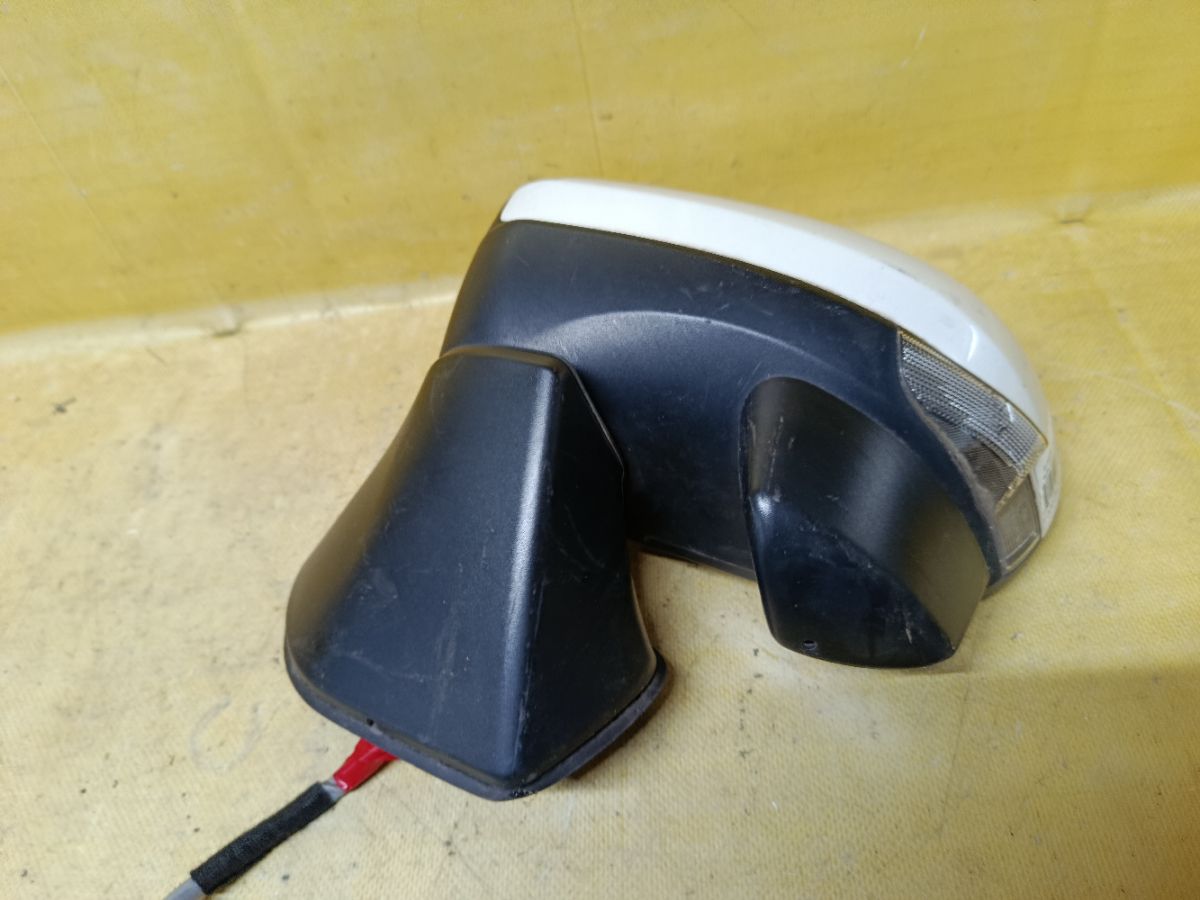 Зеркало двери боковой на Toyota Roomy M900A Фото 2