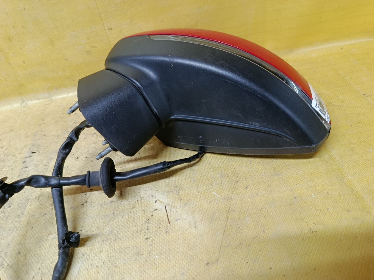 Зеркало двери боковой на Audi A3 8V Фото 2