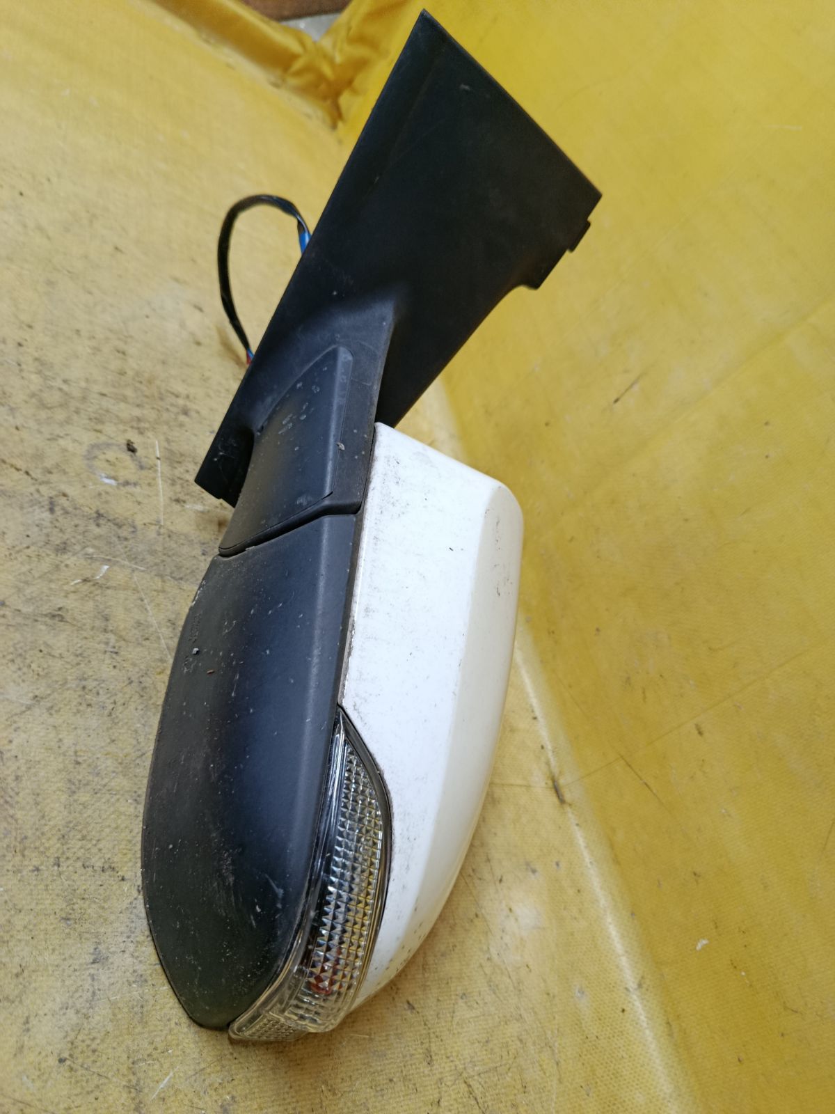 Зеркало двери боковой на Toyota Vitz KSP130 Фото 2