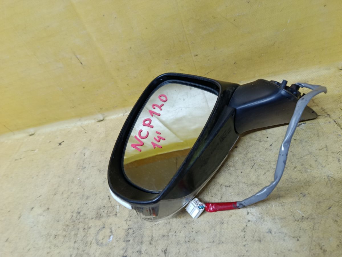 Зеркало двери боковой на Toyota Ractis NCP120 Фото 5