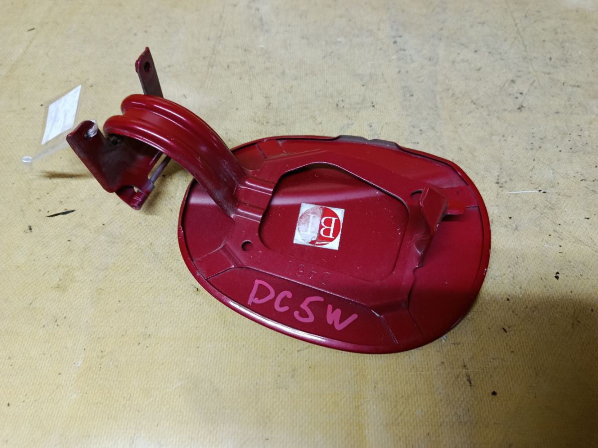 Лючок на Mazda Verisa DC5W Фото 2