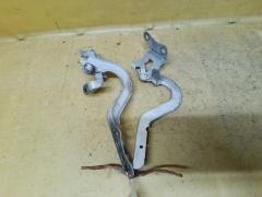 Крепление капота на Toyota Vitz KSP130