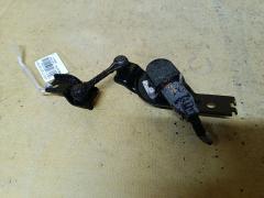 Датчик регулировки наклона фар на Honda Fit Shuttle Hybrid GP2, Переднее расположение