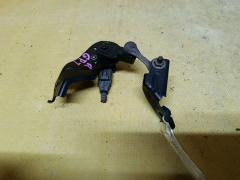 Датчик регулировки наклона фар на Honda Fit Hybrid GP1 Фото 2