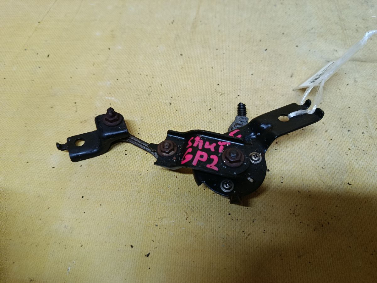 Датчик регулировки наклона фар на Honda Fit Shuttle Hybrid GP2 Фото 2