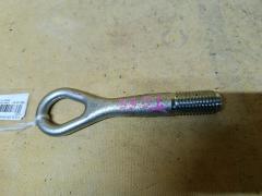 Крюк буксировочный на Nissan Elgrand TE52 51112-1KA0A  51112-AC700  51112-AC70A