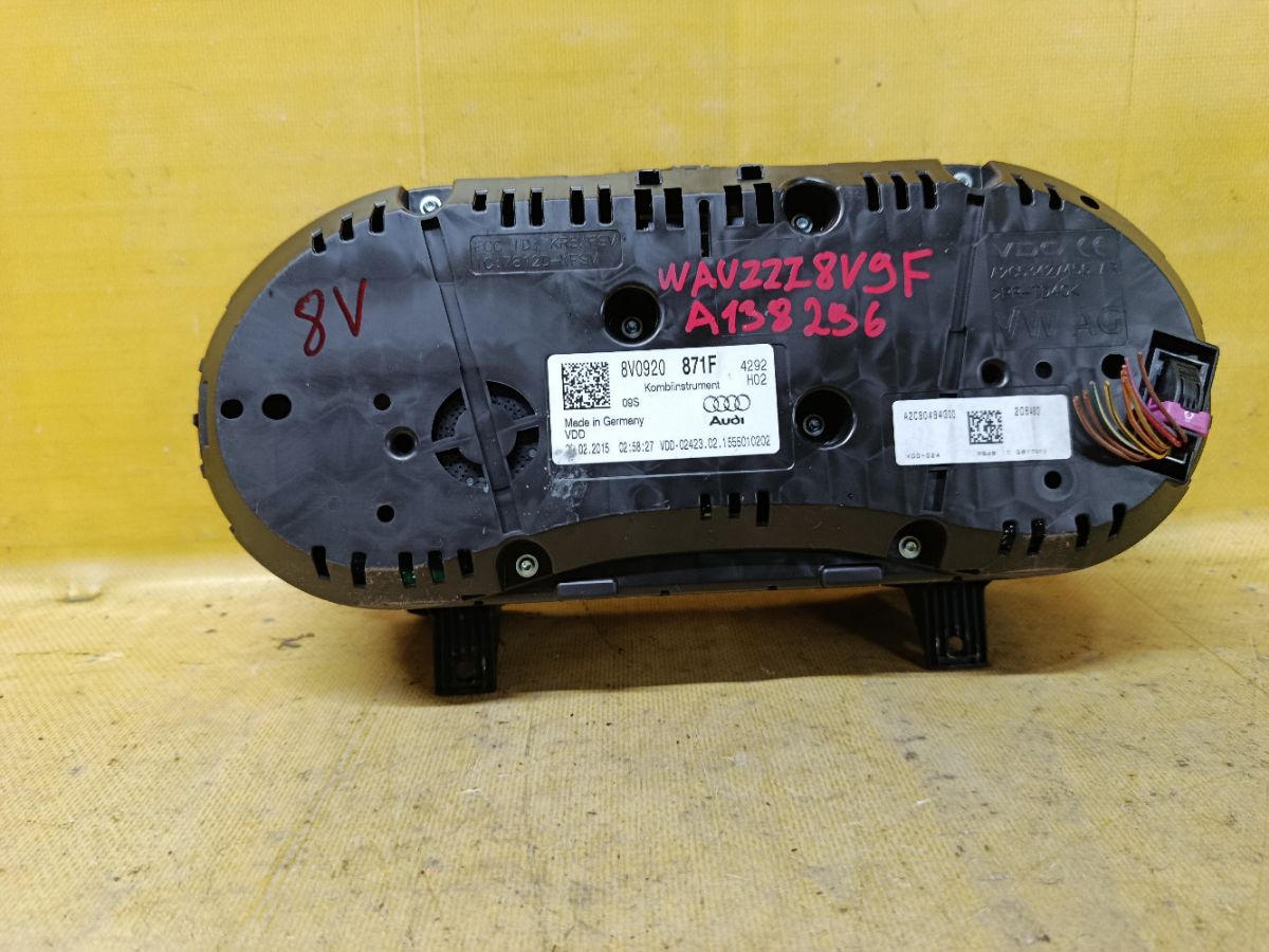 Спидометр 8V0920871F на Audi A3 8V CXSA Фото 3