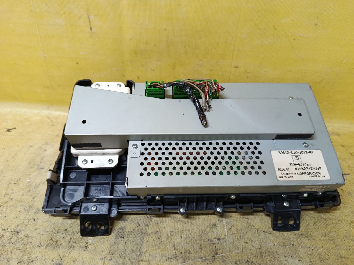 Дисплей информационный 39810-SJK-J012-M1 на Honda Elysion RR1 Фото 4