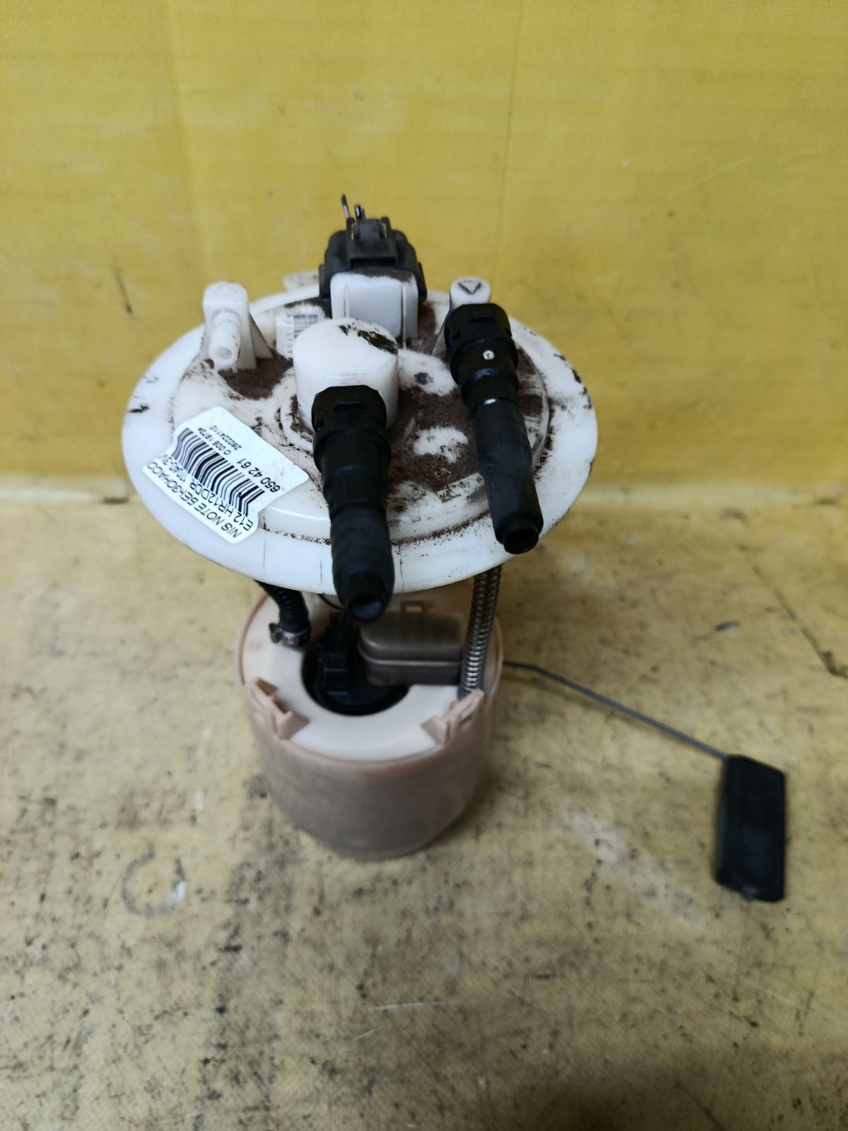 Бензонасос 17040-3VA1A на Nissan Note E12 HR12DDR Фото 1