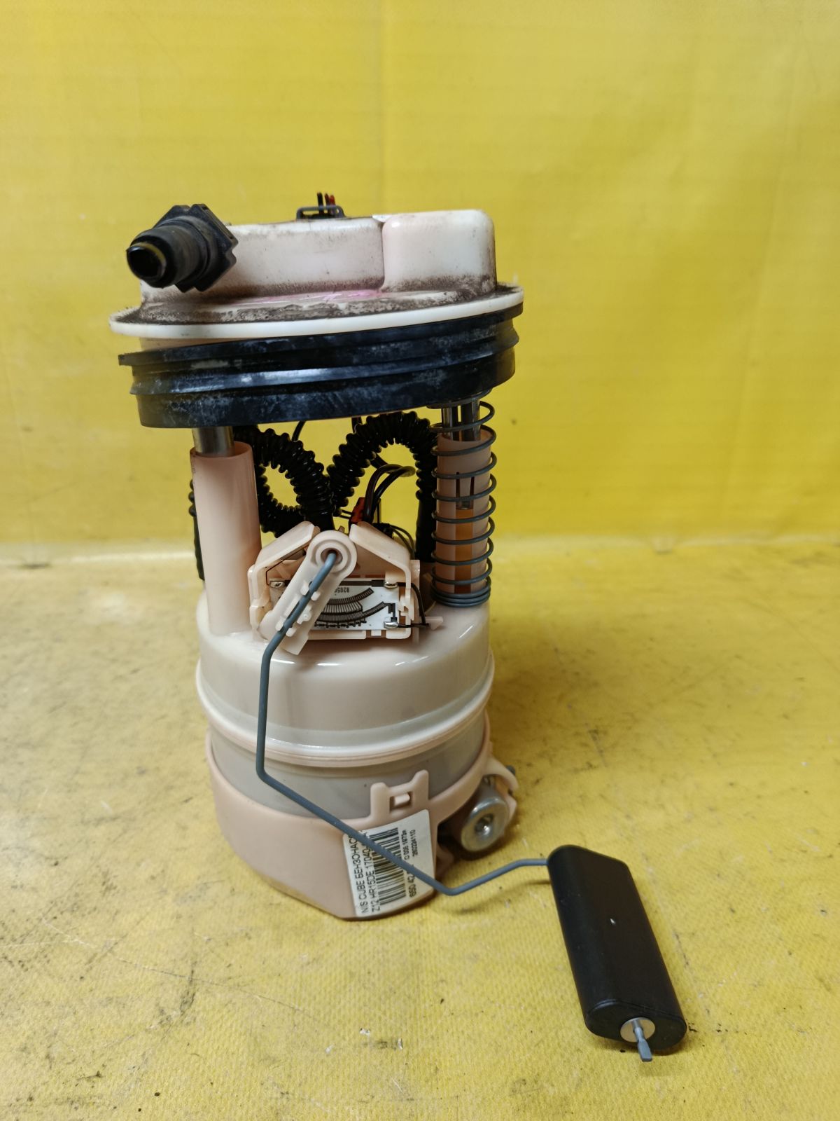 Бензонасос 17040-1FA1A на Nissan Cube Z12 HR15DE Фото 2