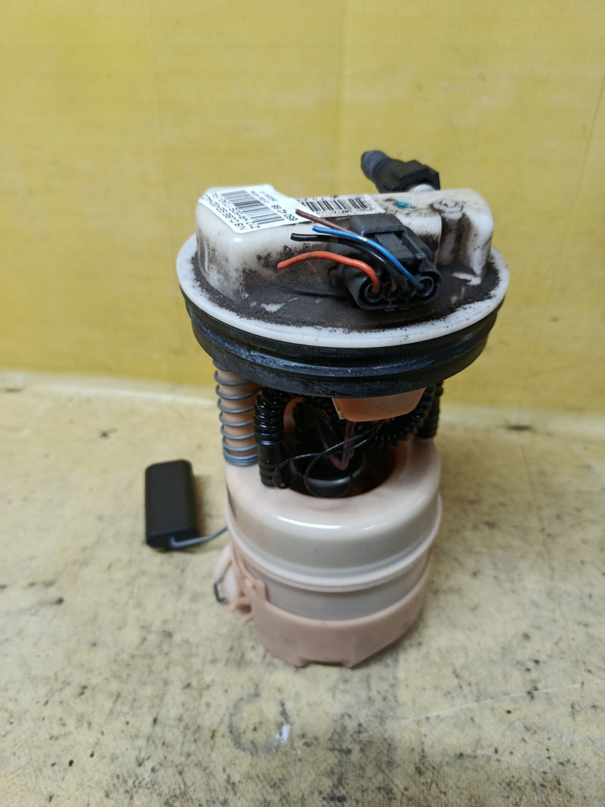 Бензонасос 17040-1FA1A на Nissan Cube Z12 HR15DE Фото 3