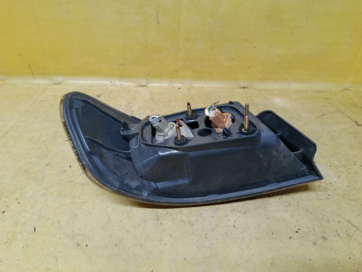 Стоп 44-51 44-51 на Toyota Gaia ACM10G Фото 5