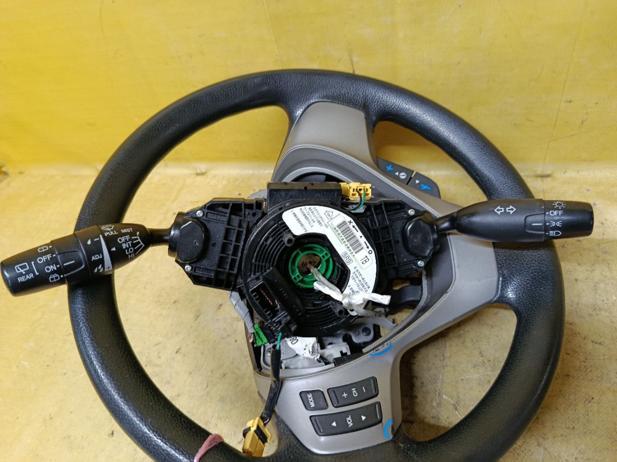 Руль на Honda Freed Hybrid GP3 Фото 2