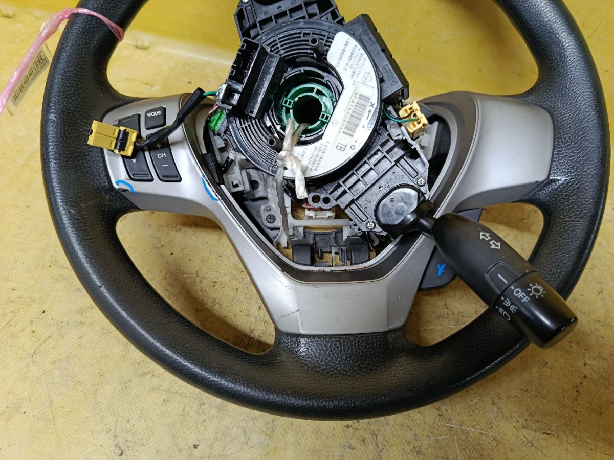 Руль на Honda Freed Hybrid GP3 Фото 4