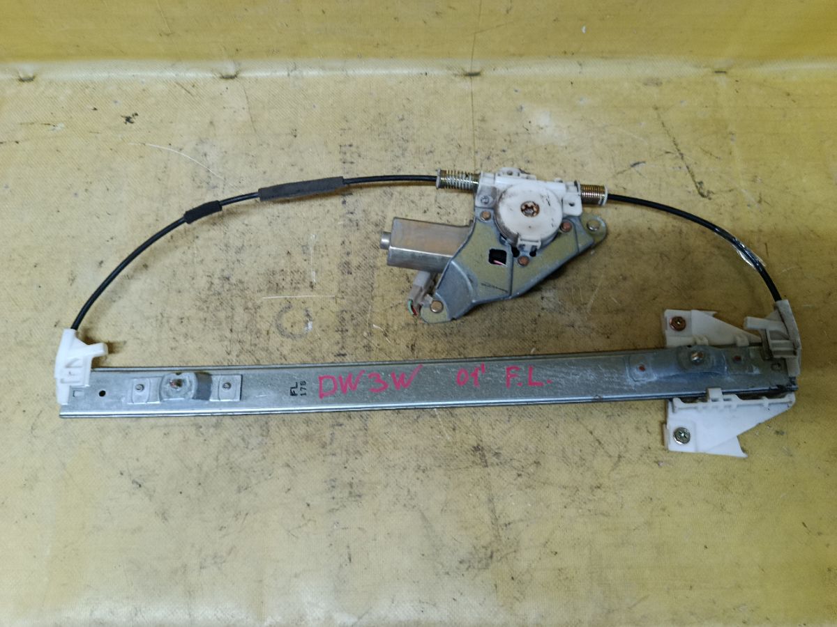 Стеклоподъемный механизм на Mazda Demio DW3W Фото 1